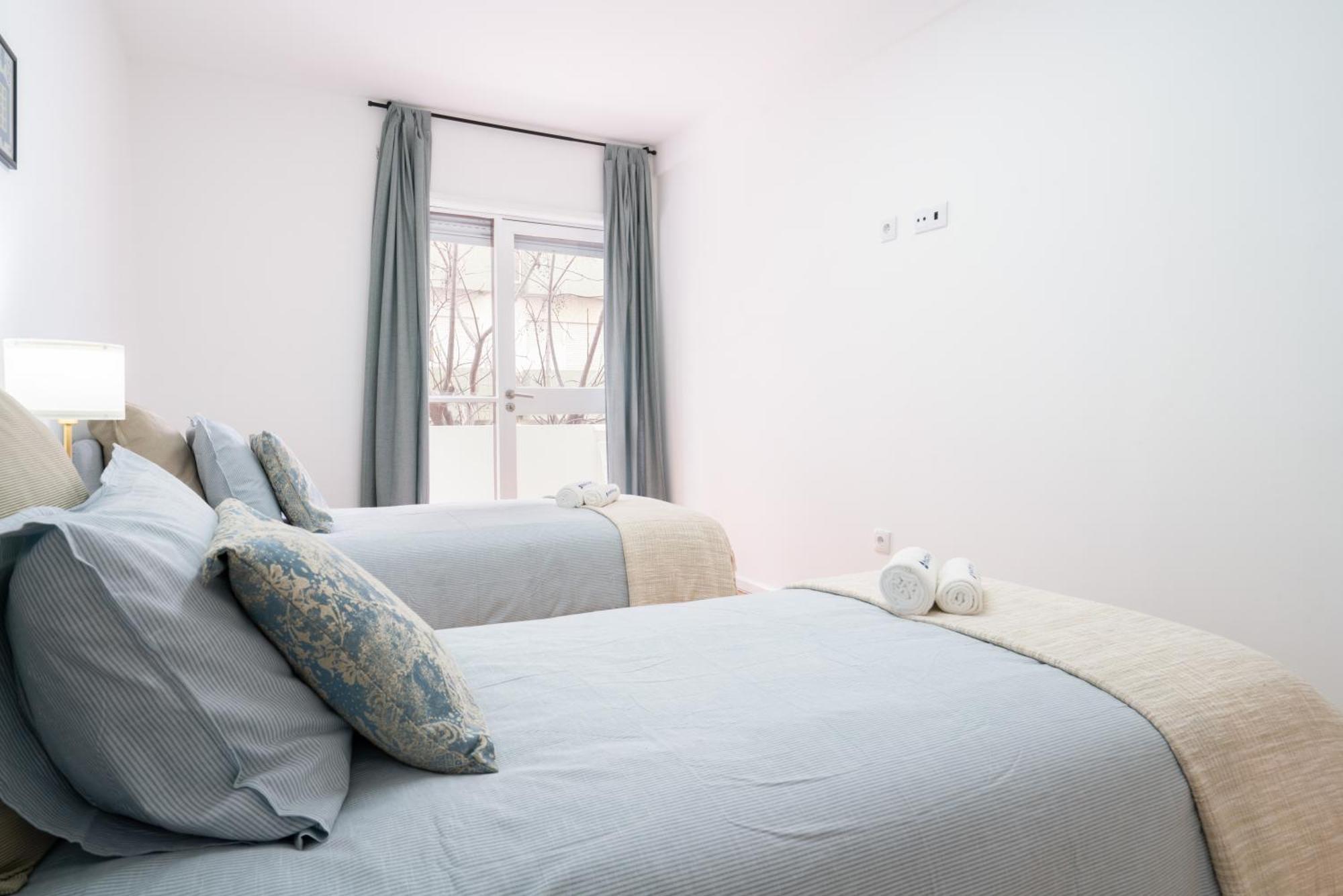 Host Wise - Spacious Fresh Flat W Terrace - Near Sea Espinho  Dış mekan fotoğraf